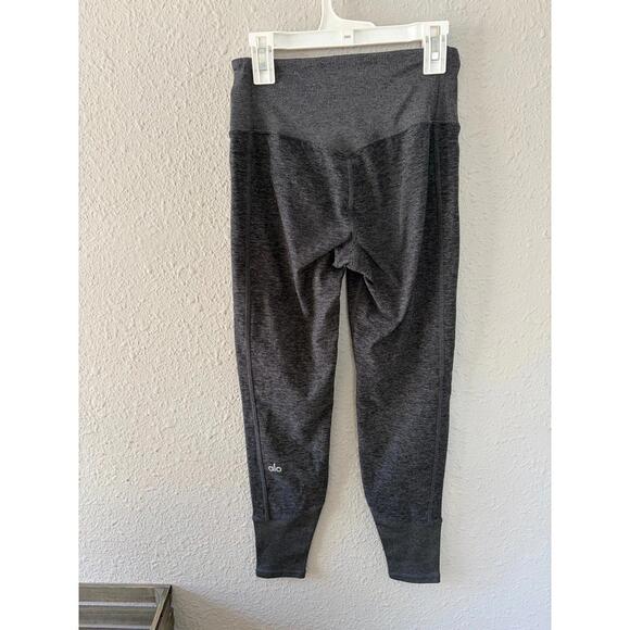 Pants - Alo Yoga alosoft lounge ribbed detail 7/8 leggings grey size S. No flaws